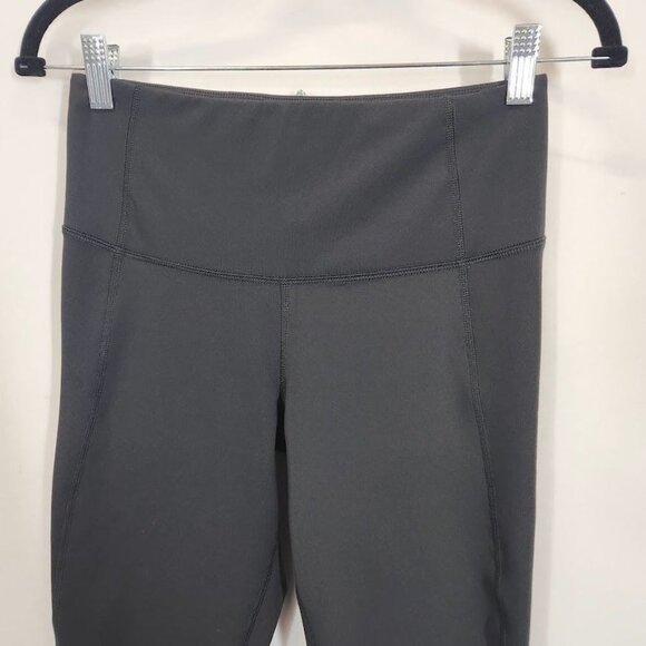 Champion Capri Workout Leggings in‎ Black - Size Medium - Picture 2 of 6